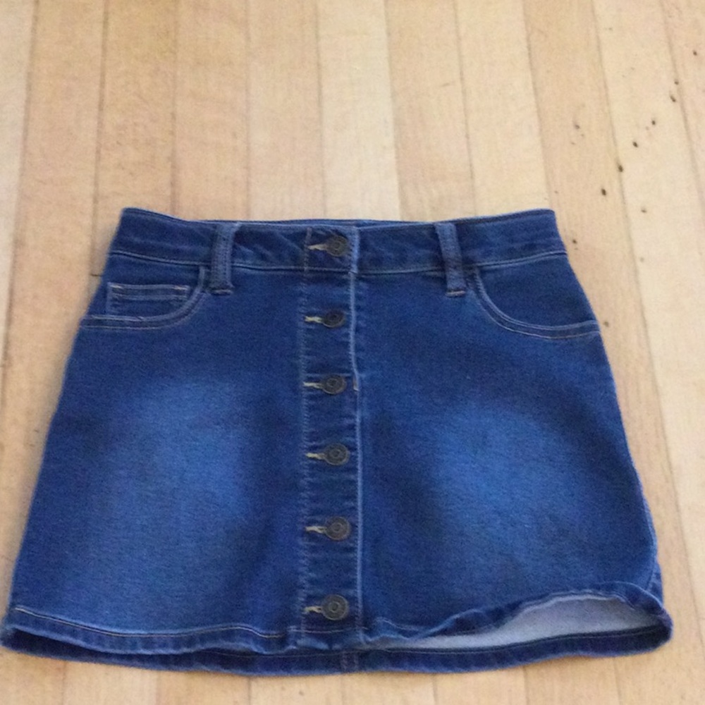 cat and Jack denim skirt.